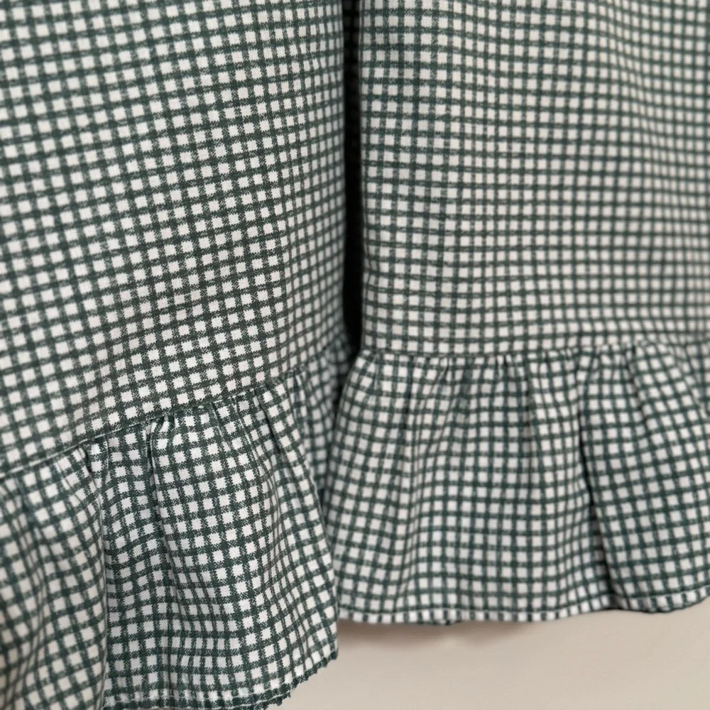 Pair Standard Pillowcases by Wamsutta - Green White Gingham